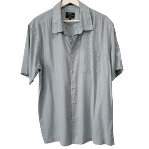 Quiksilver Waterman Light Blue Casual Button Down Shirt Size M Soft